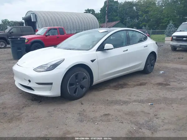 5YJ3E1EA5PF465410 2023 TESLA MODEL 3 - Image 2
