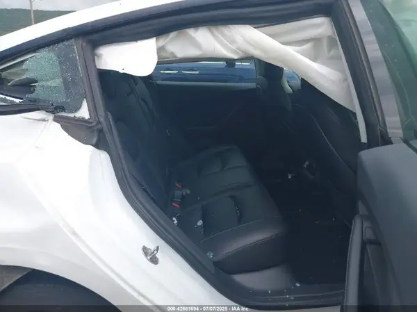 5YJ3E1EA5PF465410 2023 TESLA MODEL 3 - Image 8