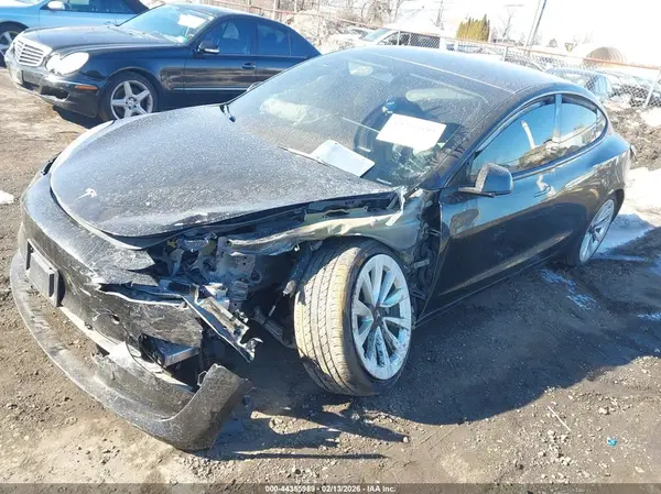 5YJ3E1EA5PF465939 2023 TESLA MODEL 3 - Image 2