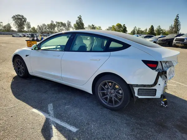 5YJ3E1EA5PF466296 2023 TESLA MODEL 3 - Image 2