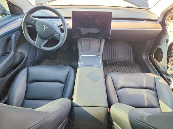 5YJ3E1EA5PF469621 2023 TESLA MODEL 3 - Image 8