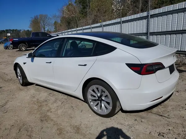 5YJ3E1EA5PF472972 2023 TESLA MODEL 3 - Image 2