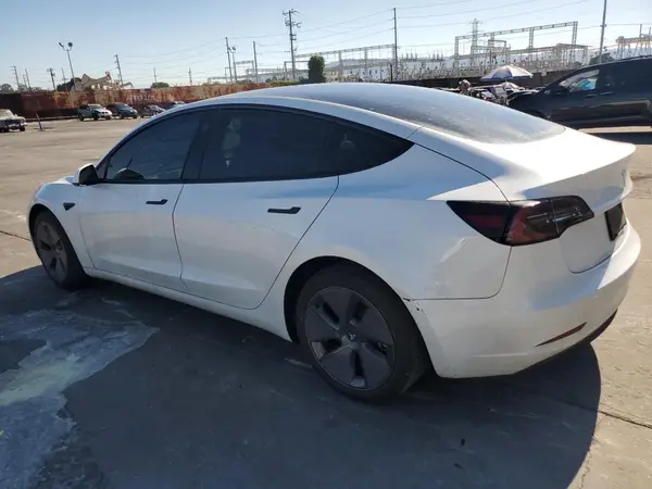 5YJ3E1EA5PF480327 2023 TESLA MODEL 3 - Image 2
