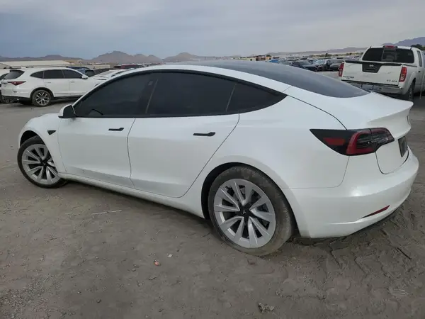 5YJ3E1EA5PF488895 2023 TESLA MODEL 3 - Image 2