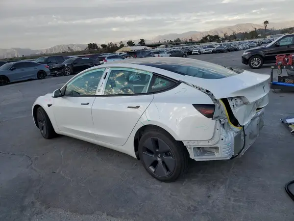 5YJ3E1EA5PF488900 2023 TESLA MODEL 3 - Image 2