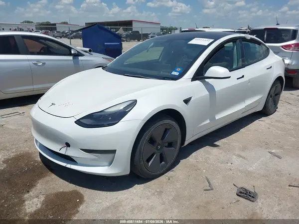 5YJ3E1EA5PF489318 2023 TESLA MODEL 3 - Image 2
