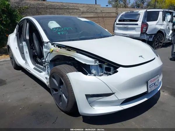 5YJ3E1EA5PF491361 2023 TESLA MODEL 3 - Image 1