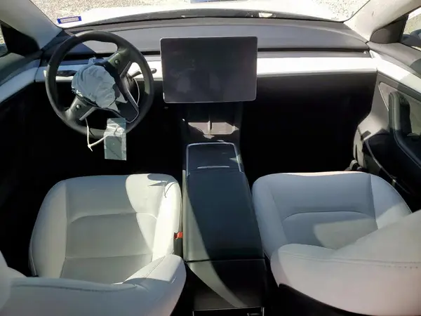 5YJ3E1EA5PF495636 2023 TESLA MODEL 3 - Image 8