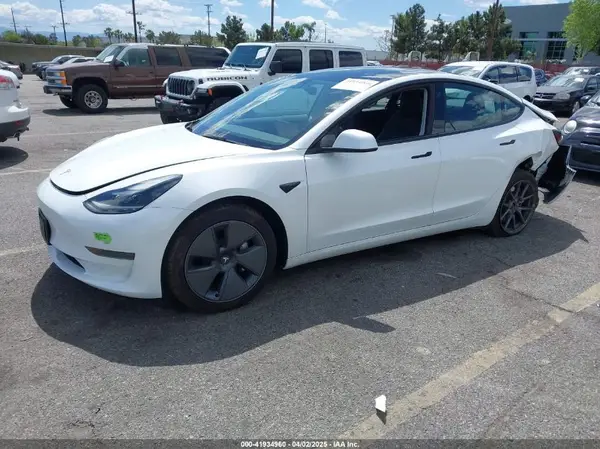 5YJ3E1EA5PF502066 2023 TESLA MODEL 3 - Image 2