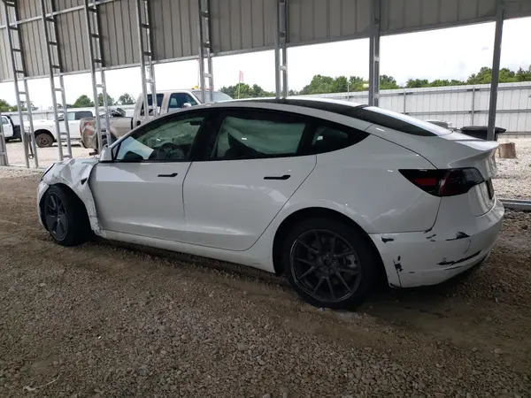 5YJ3E1EA5PF504206 2023 TESLA MODEL 3 - Image 2