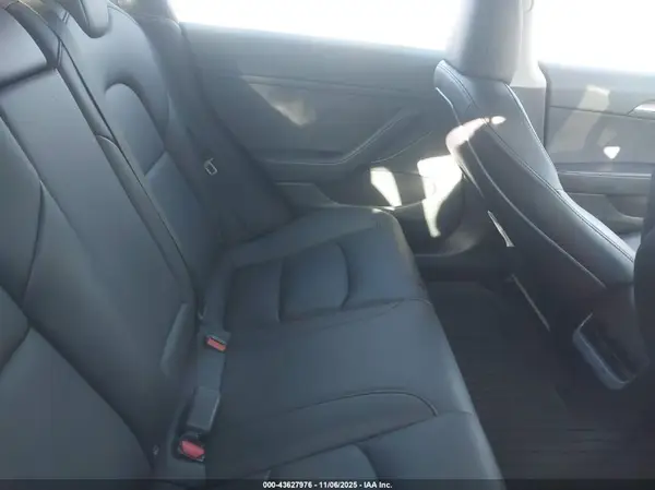 5YJ3E1EA5PF511012 2023 TESLA MODEL 3 - Image 8