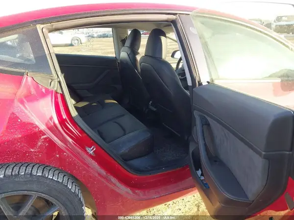 5YJ3E1EA5PF517005 2023 TESLA MODEL 3 - Image 8