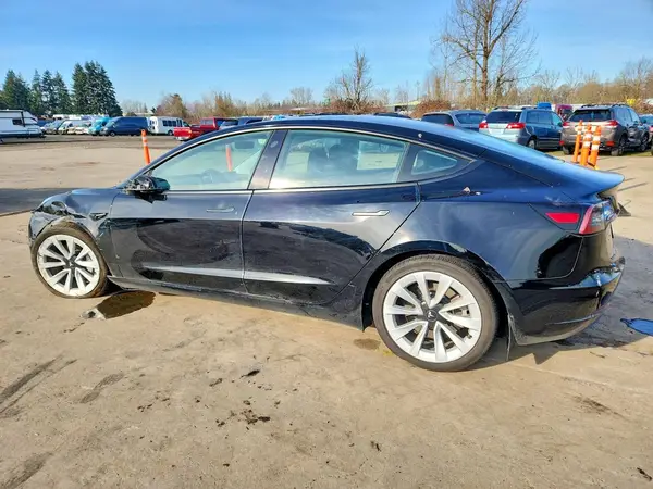 5YJ3E1EA5PF517215 2023 TESLA MODEL 3 - Image 2
