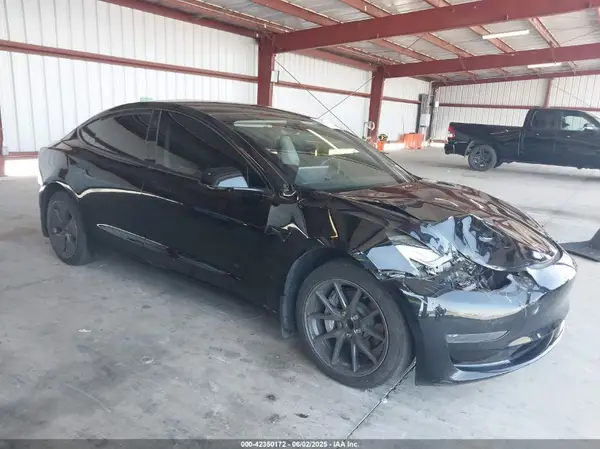 5YJ3E1EA5PF540803 2023 TESLA MODEL 3 - Image 1