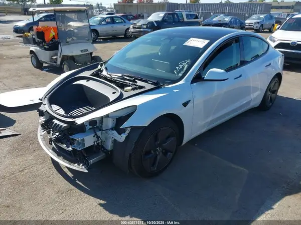 5YJ3E1EA5PF541059 2023 TESLA MODEL 3 - Image 2