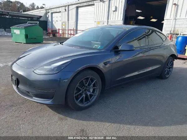 5YJ3E1EA5PF546939 2023 TESLA MODEL 3 - Image 2