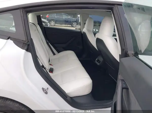 5YJ3E1EA5PF550926 2023 TESLA MODEL 3 - Image 8