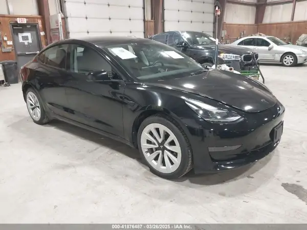 5YJ3E1EA5PF552241 2023 TESLA MODEL 3 - Image 1
