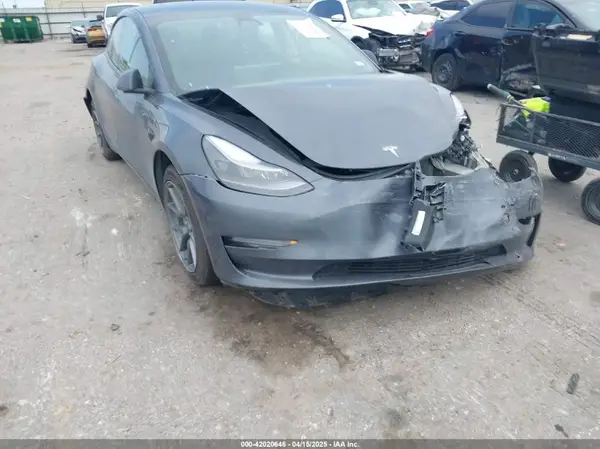 5YJ3E1EA5PF552790 2023 TESLA MODEL 3 - Image 1