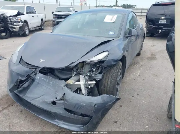5YJ3E1EA5PF552790 2023 TESLA MODEL 3 - Image 2