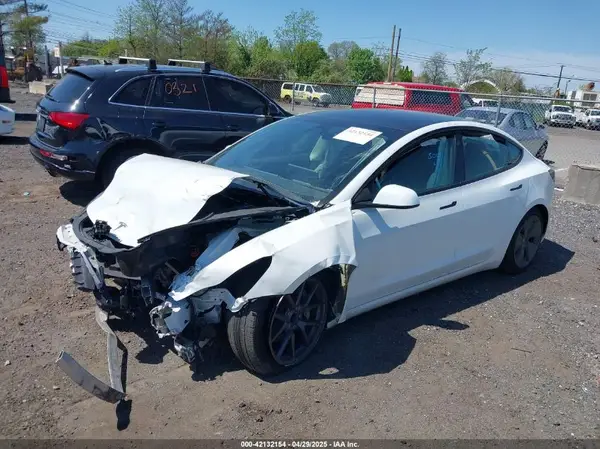 5YJ3E1EA5PF553275 2023 TESLA MODEL 3 - Image 2