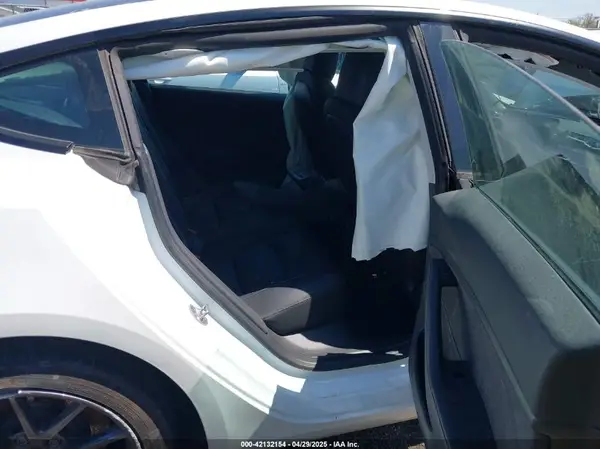 5YJ3E1EA5PF553275 2023 TESLA MODEL 3 - Image 8