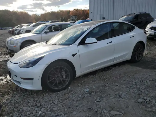 5YJ3E1EA5PF554829 2023 TESLA MODEL 3 - Image 1