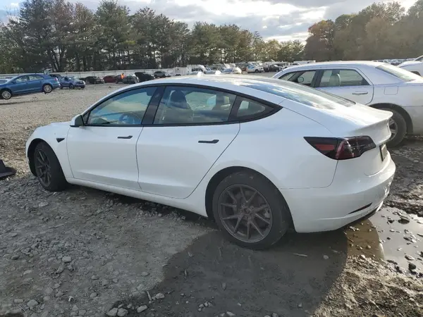 5YJ3E1EA5PF554829 2023 TESLA MODEL 3 - Image 2