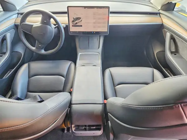 5YJ3E1EA5PF555110 2023 TESLA MODEL 3 - Image 8