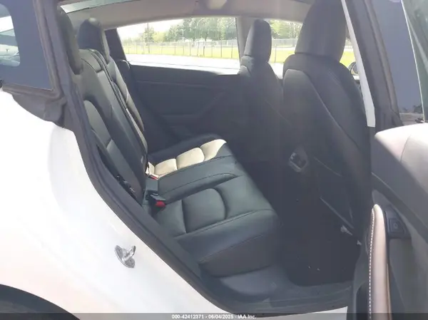 5YJ3E1EA5PF555642 2023 TESLA MODEL 3 - Image 8