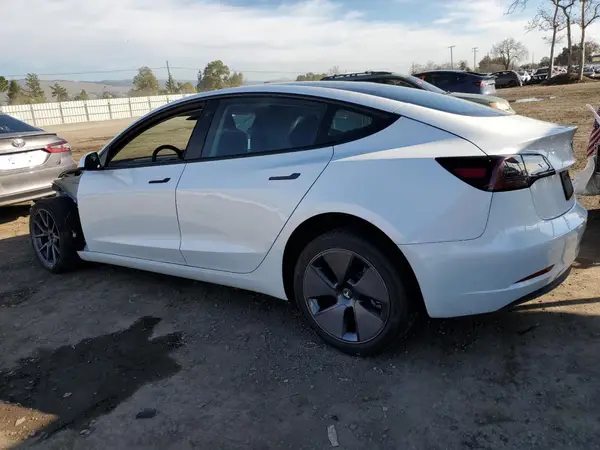 5YJ3E1EA5PF558346 2023 TESLA MODEL 3 - Image 2