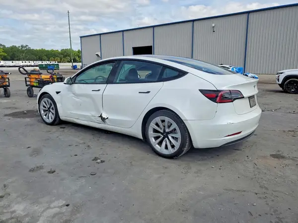 5YJ3E1EA5PF558721 2023 TESLA MODEL 3 - Image 2