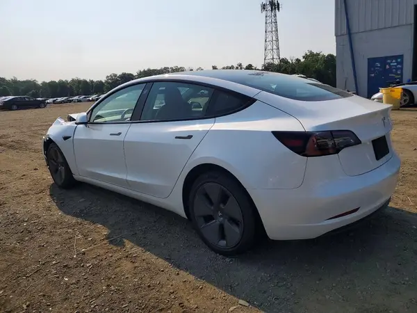 5YJ3E1EA5PF558878 2023 TESLA MODEL 3 - Image 2