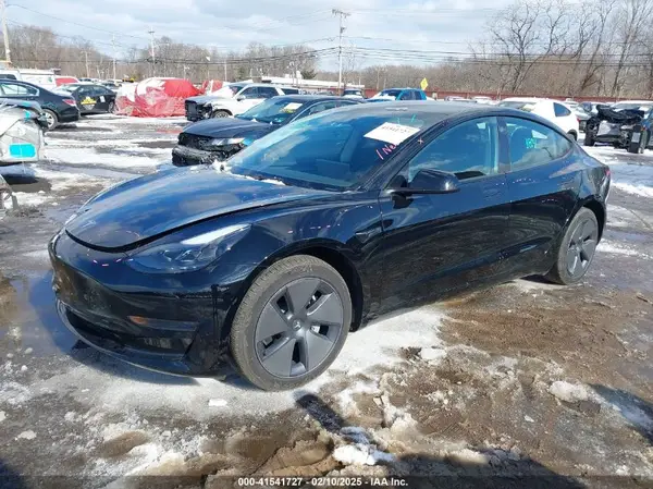 5YJ3E1EA5PF563496 2023 TESLA MODEL 3 - Image 2