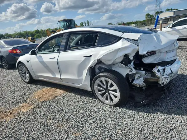 5YJ3E1EA5PF563773 2023 TESLA MODEL 3 - Image 2