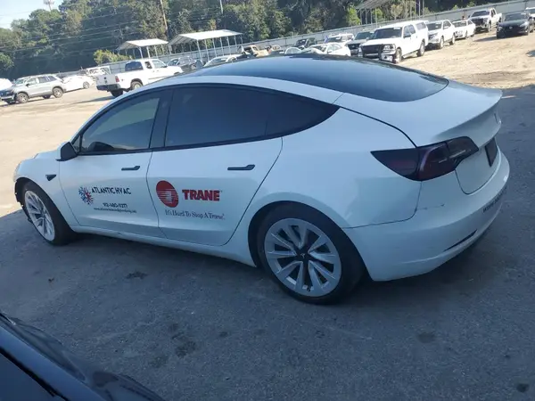 5YJ3E1EA5PF564356 2023 TESLA MODEL 3 - Image 2