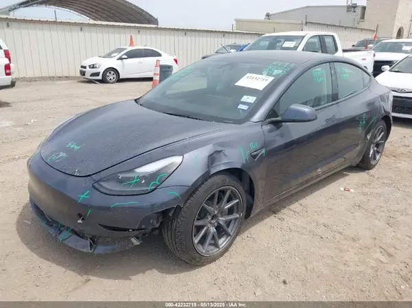 5YJ3E1EA5PF565071 2023 TESLA MODEL 3 - Image 2