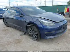 5YJ3E1EA5PF569475 2023 TESLA MODEL 3