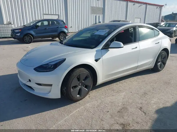 5YJ3E1EA5PF569668 2023 TESLA MODEL 3 - Image 2