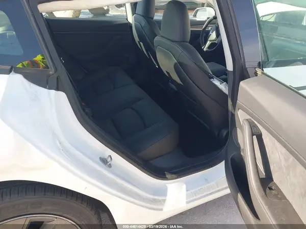 5YJ3E1EA5PF569668 2023 TESLA MODEL 3 - Image 8