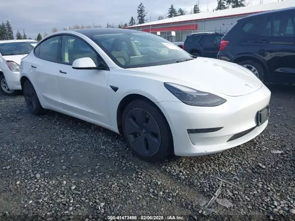 5YJ3E1EA5PF570366 2023 TESLA MODEL 3 - Image 1