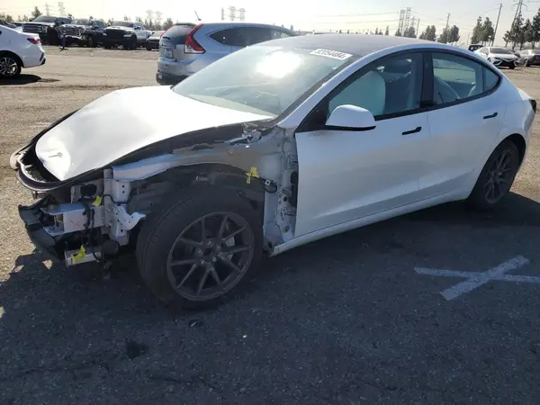 5YJ3E1EA5PF570562 2023 TESLA MODEL 3 - Image 1
