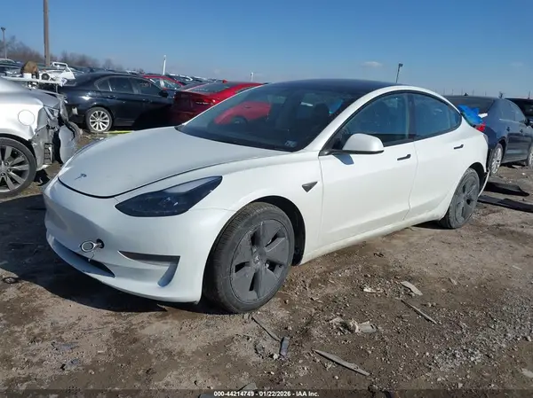 5YJ3E1EA5PF570979 2023 TESLA MODEL 3 - Image 2