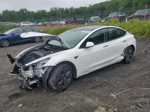 5YJ3E1EA5PF577642 2023 TESLA MODEL 3 - Image 1