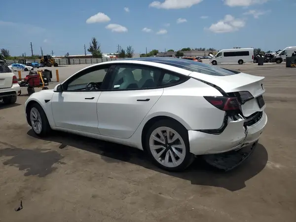 5YJ3E1EA5PF580945 2023 TESLA MODEL 3 - Image 2