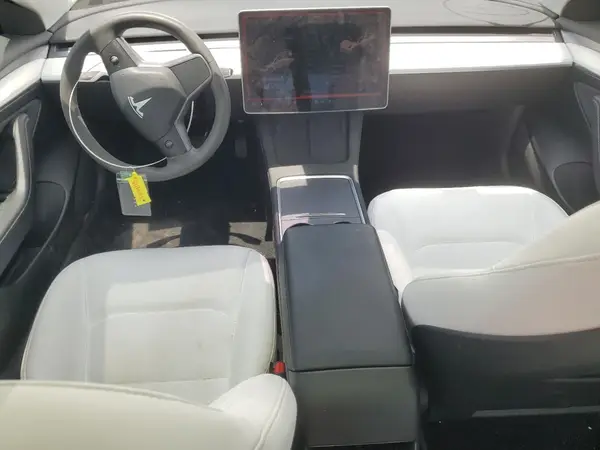 5YJ3E1EA5PF580945 2023 TESLA MODEL 3 - Image 8