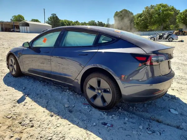 5YJ3E1EA5PF582131 2023 TESLA MODEL 3 - Image 2