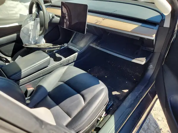 5YJ3E1EA5PF582131 2023 TESLA MODEL 3 - Image 8