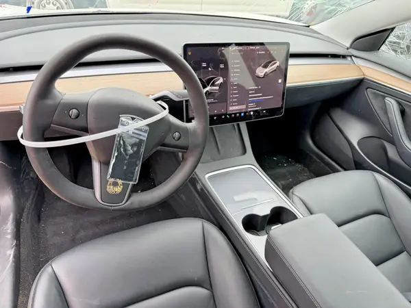 5YJ3E1EA5PF585062 2023 TESLA MODEL 3 - Image 8