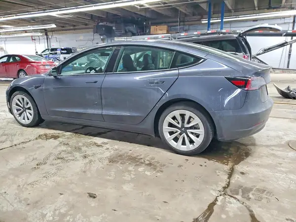 5YJ3E1EA5PF595557 2023 TESLA MODEL 3 - Image 2